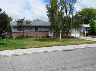 607 Pine St, Gooding, ID 83330