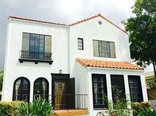 910 S Sycamore Ave, Los Angeles, CA 90036