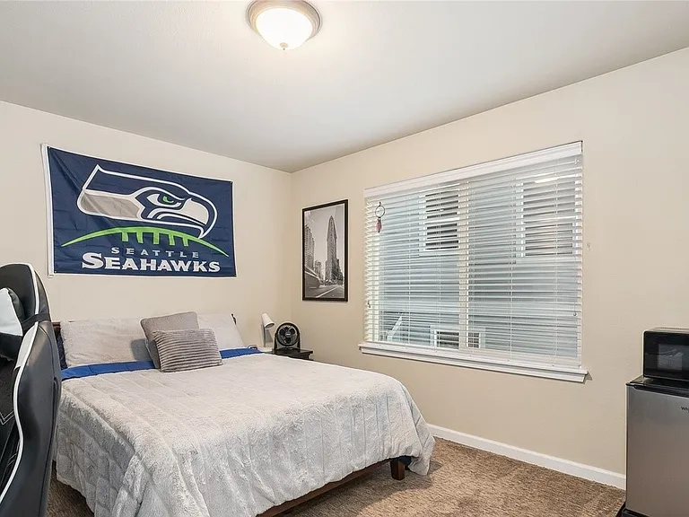 4117 Jude Ct NE — Photo 21
