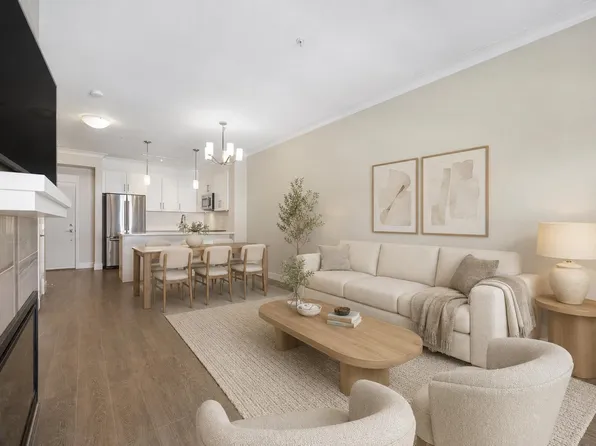 5020 221a St #306, Langley, BC V2Y 0V5