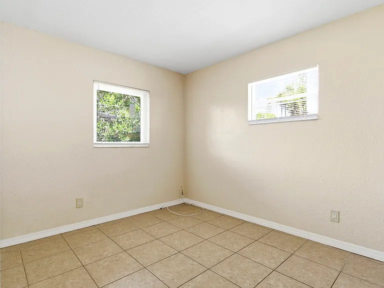 1799 Russell St S #3 — Photo 19