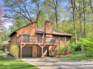 39 Oak Ct, Fletcher, NC 28732