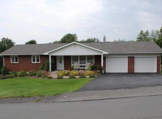 121 Beverley Rd, Archbald, PA 18403