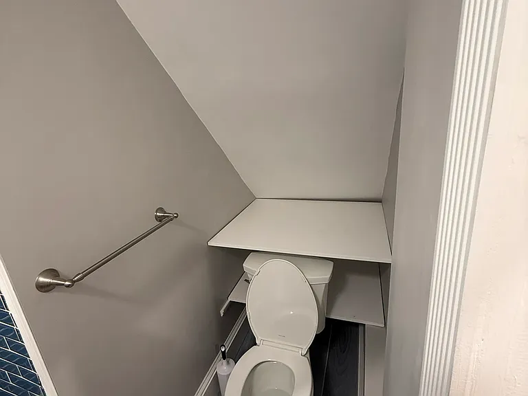 484 Broadway St #1 — Photo 9
