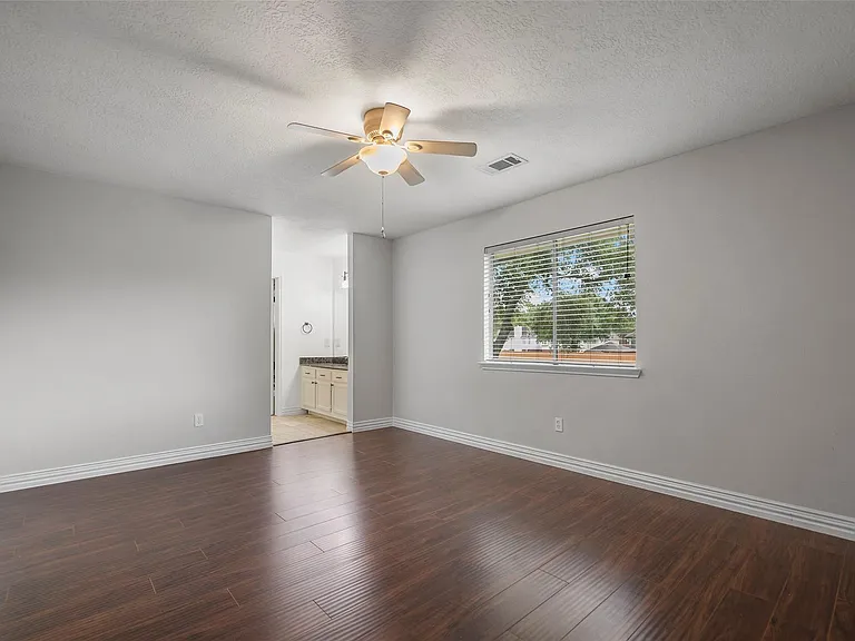 7914 Millbrook Dr — Photo 26