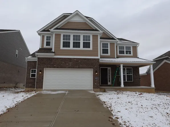 624 Goldfinch Dr, Dayton, OH 45434