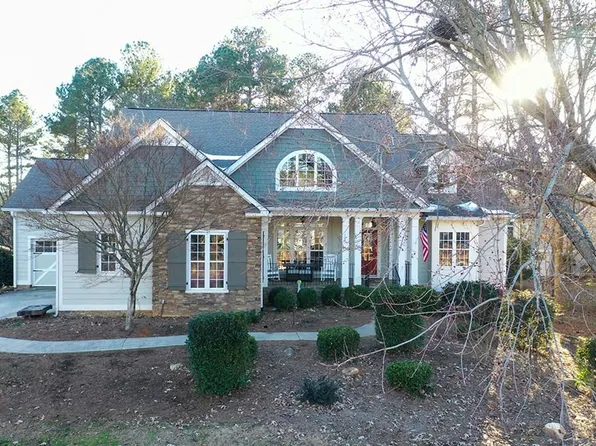 204 Gunnery Ct E, Ninety Six, SC 29666