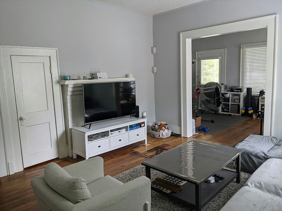 Living Room 1b