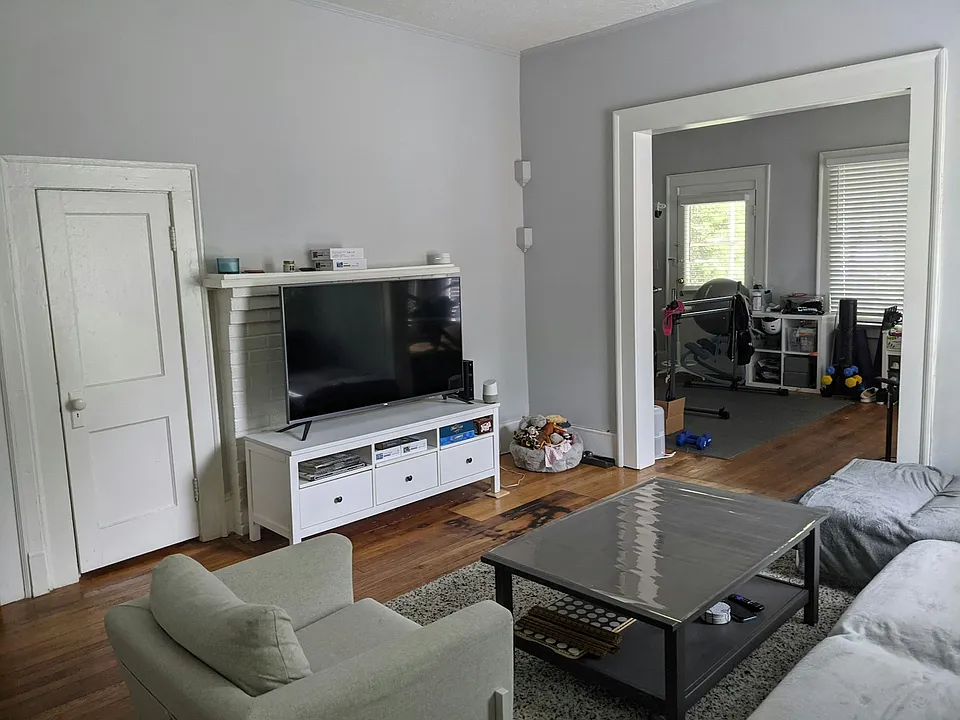 Living Room 1b