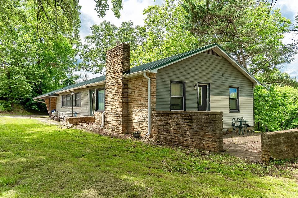 1st image of 705 Preacher Roe Boulevard