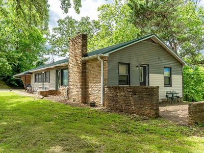 705 Preacher Roe Boulevard, West Plains, MO, 65775