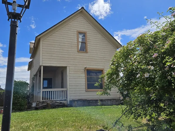 322 NW 2nd St, Goldendale, WA 98620