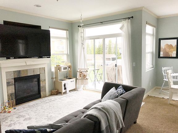 3rd image of 559 241st Ln SE