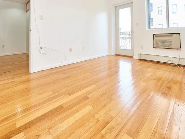 18 Eldridge Street image 1 of 8