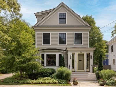 54 Lincoln Avenue, Portsmouth, NH, 03801