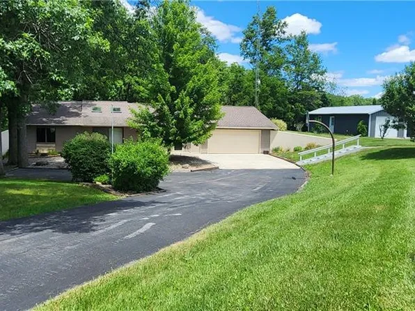 26755 Hoffman Rd, Defiance, OH 43512