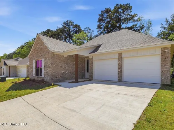 408 Hyde Park Cv, Brandon, MS 39042
