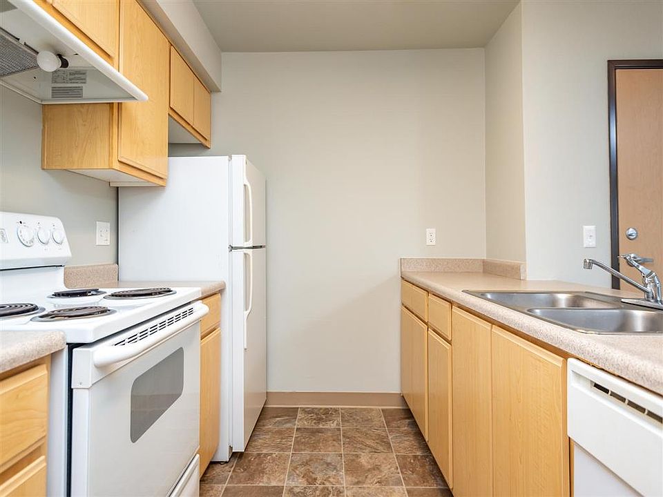 707 Communities ; Tenth Street Kitchen