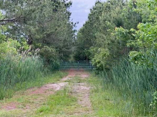 50 Poyners Rd, Moyock, NC 27958