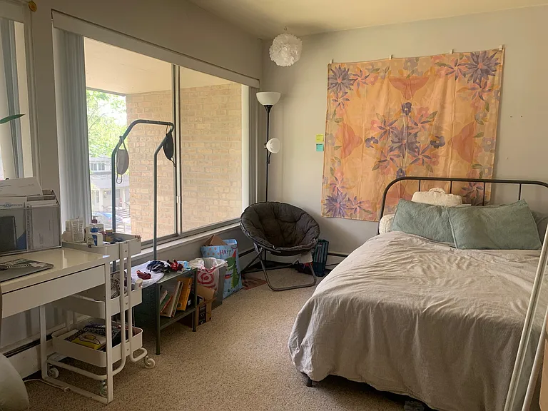 935 Dewey Ave — Photo 6