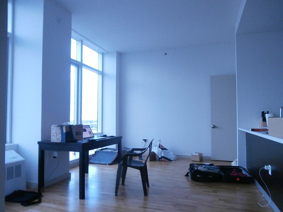 2nd image of 2310 41st Ave APT 13F