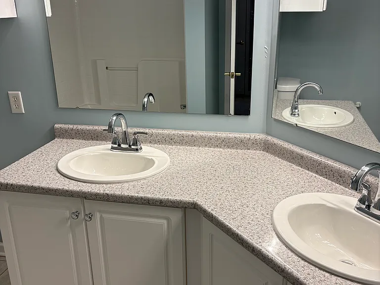 1008 Sonie Dr — Photo 5