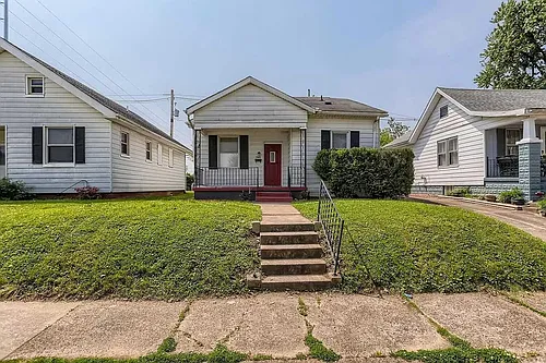 761 E Iowa St Photo 1
