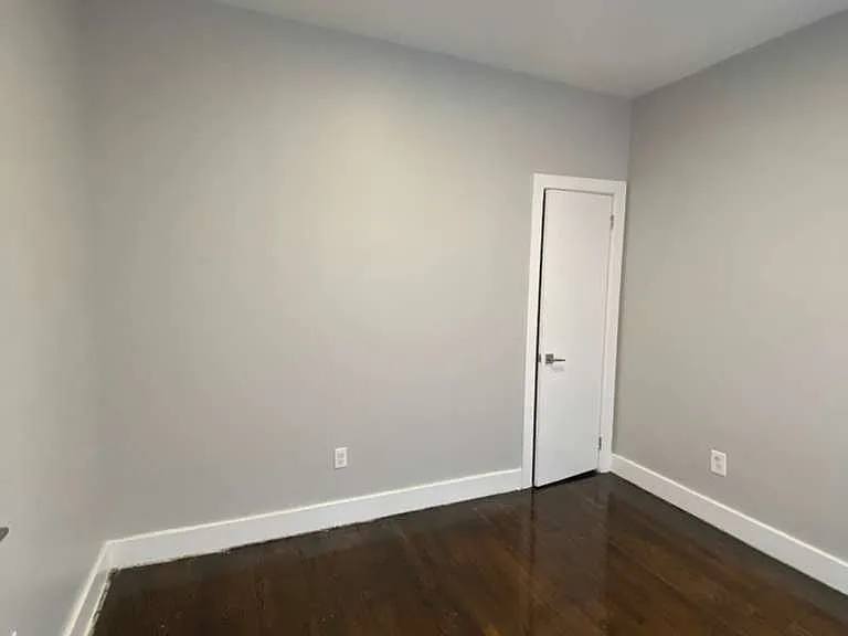 114 Maple St #3L — Photo 8