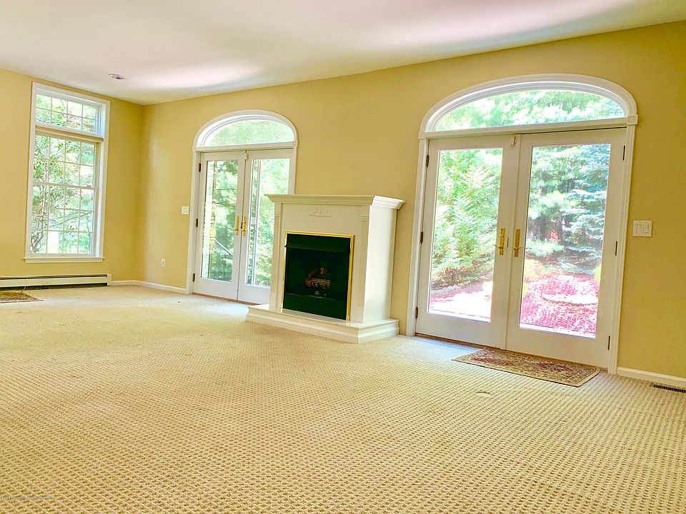 59 Telegraph Hill Rd, Holmdel, NJ 07733 | Zillow