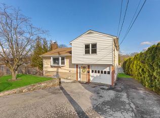 219 Old Mamaroneck Rd, White Plains, NY 10605