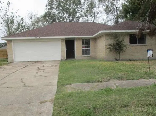 12515 Gotham Dr, Houston, TX 77089