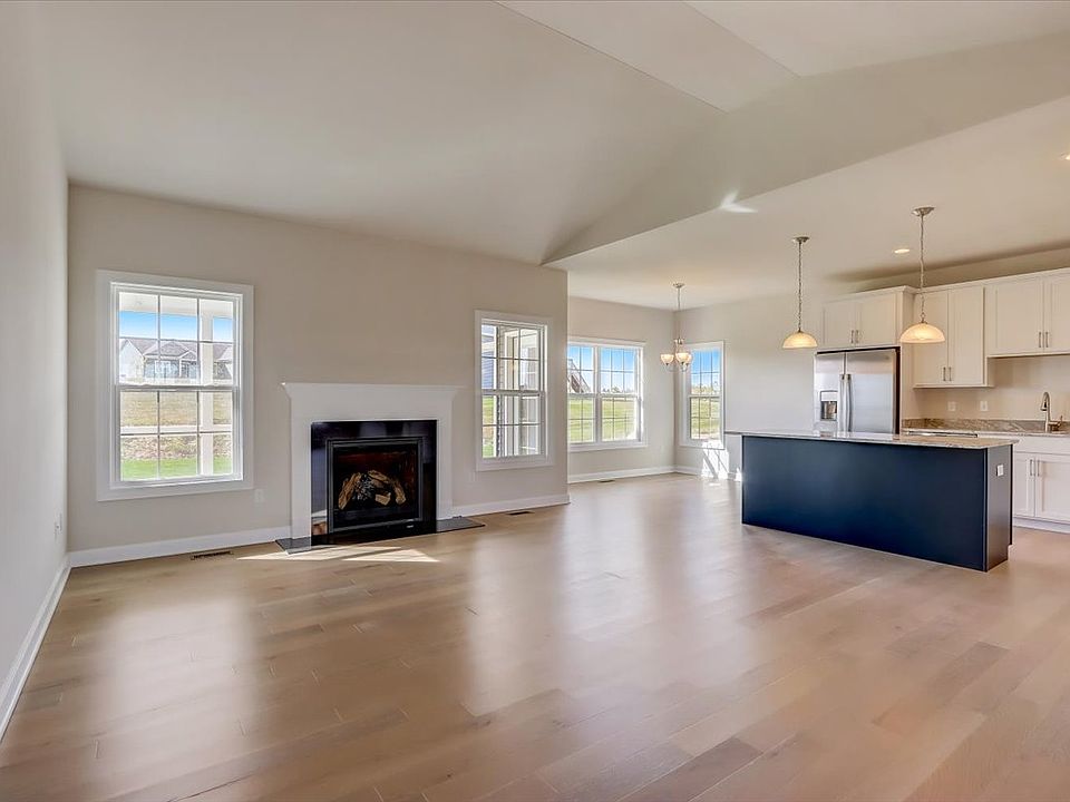 The Sundance Plan, Stone Ridge & The Woods of Stone Ridge, Lake Geneva