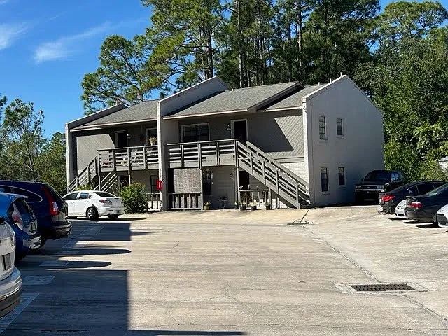 2 bed, 900 sqft, $1,145 — Photo 4
