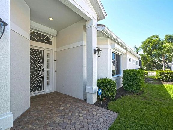 4th image of 14750 Glen Eden DR