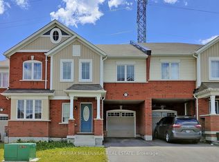 1017 Cameo St, Pickering, ON L1X0G3