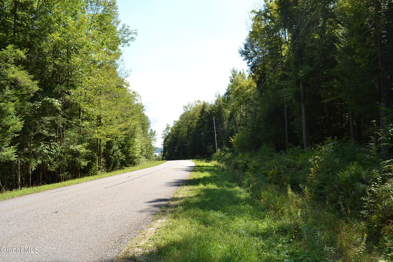 1st image of 9 Diamond RIdge Road