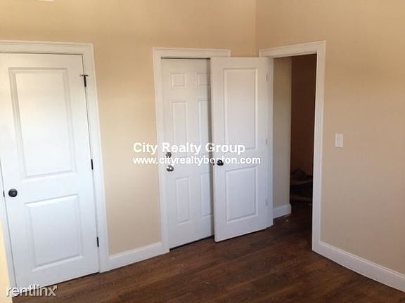 18 Robeson St. Boston - Jamaica Plain Building Photo 5 (1)