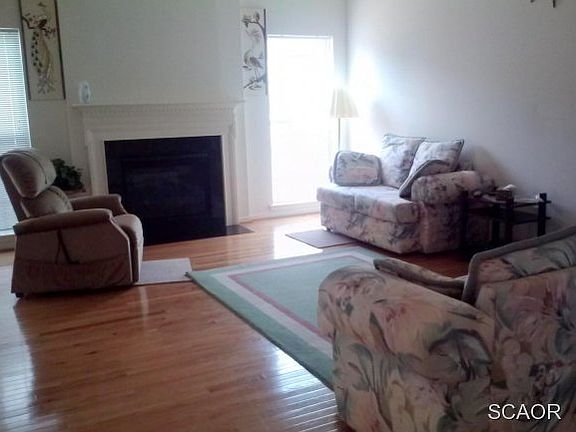 3rd image of 37436 Alcove Ct