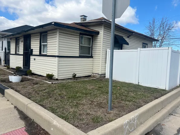 1317 Michigan St, Hammond, IN 46320