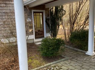 365 Boston Neck Rd #1, Narragansett, RI 02882