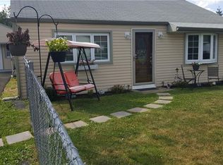 17 Hurd Ave, Garnerville, NY 10923