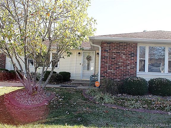 5th image of 318 Fairwood Dr