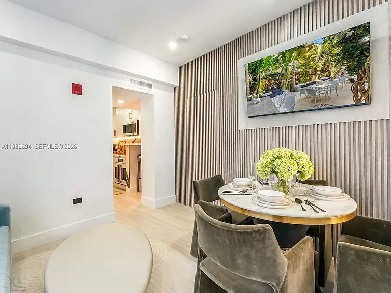 100 Collins Ave #202 — Photo 14