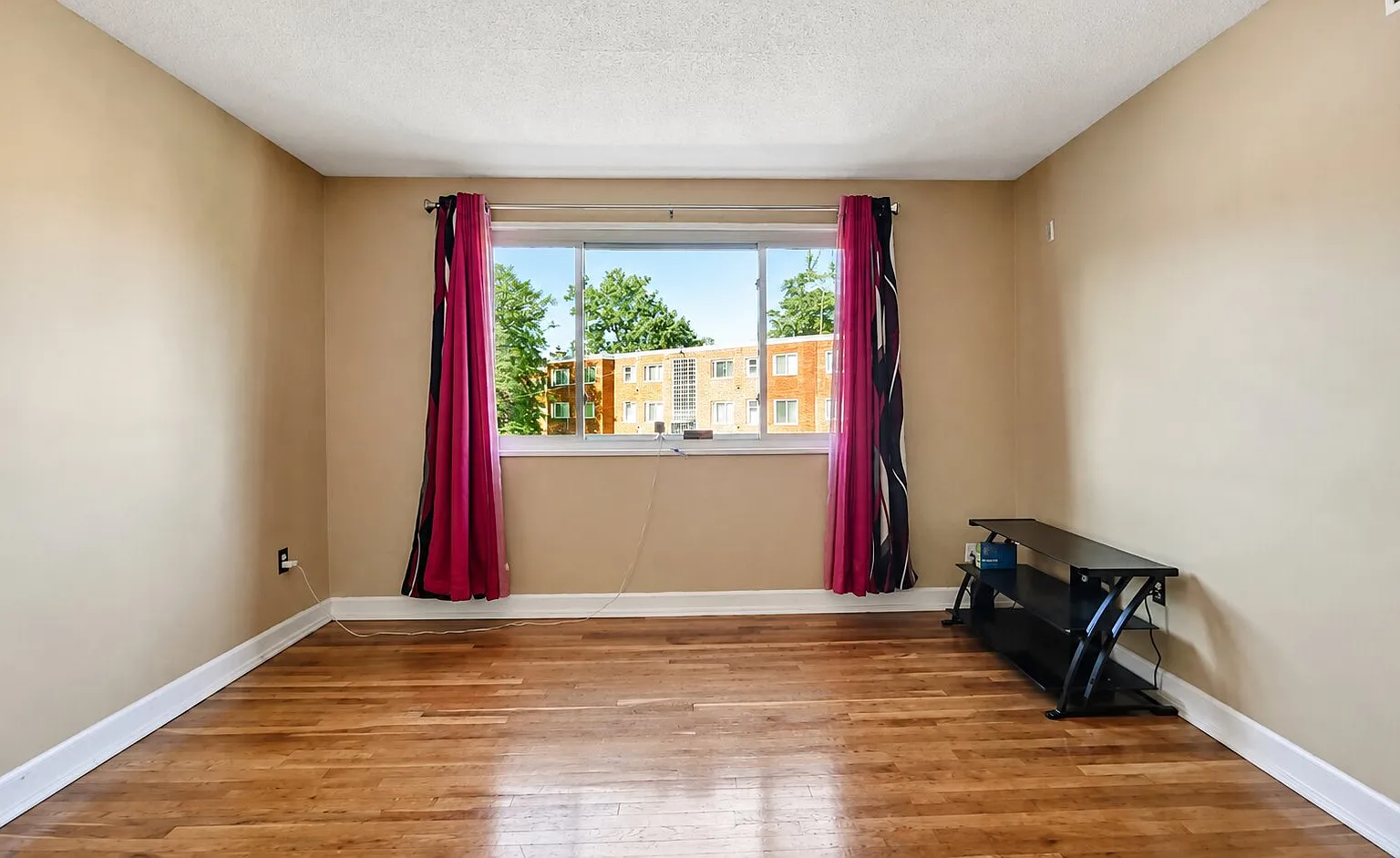 Sunlit 2BR Condo for Rent! — Photo 4