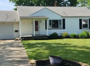 527 Hazel St, Girard, OH