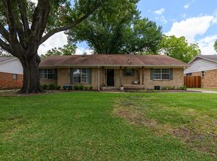 109 N Lois Ln, Richardson, TX 75081