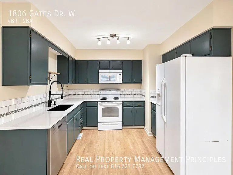 1806 Gates Dr W — Photo 5