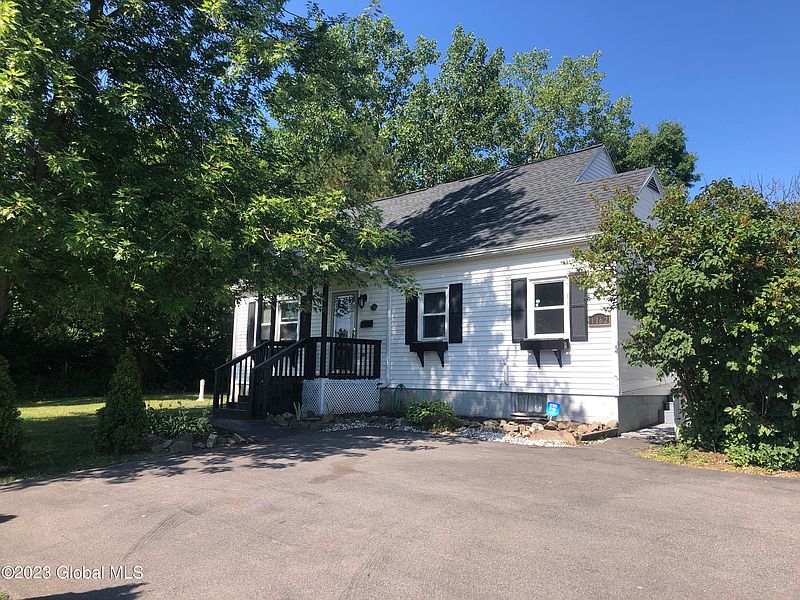 2nd image of 1162 New Loudon Road