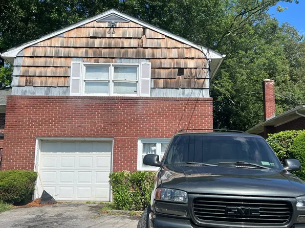 495 Demott Ave, Baldwin, NY 11510