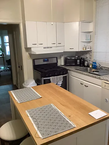 1109 W Wellington Ave #1 Photo 1